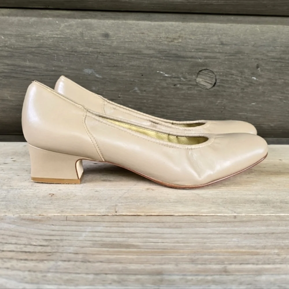 Naturalizer Roslyn 90s Minimalist Revival Leather Block Heel Comfort Pumps 8.5M